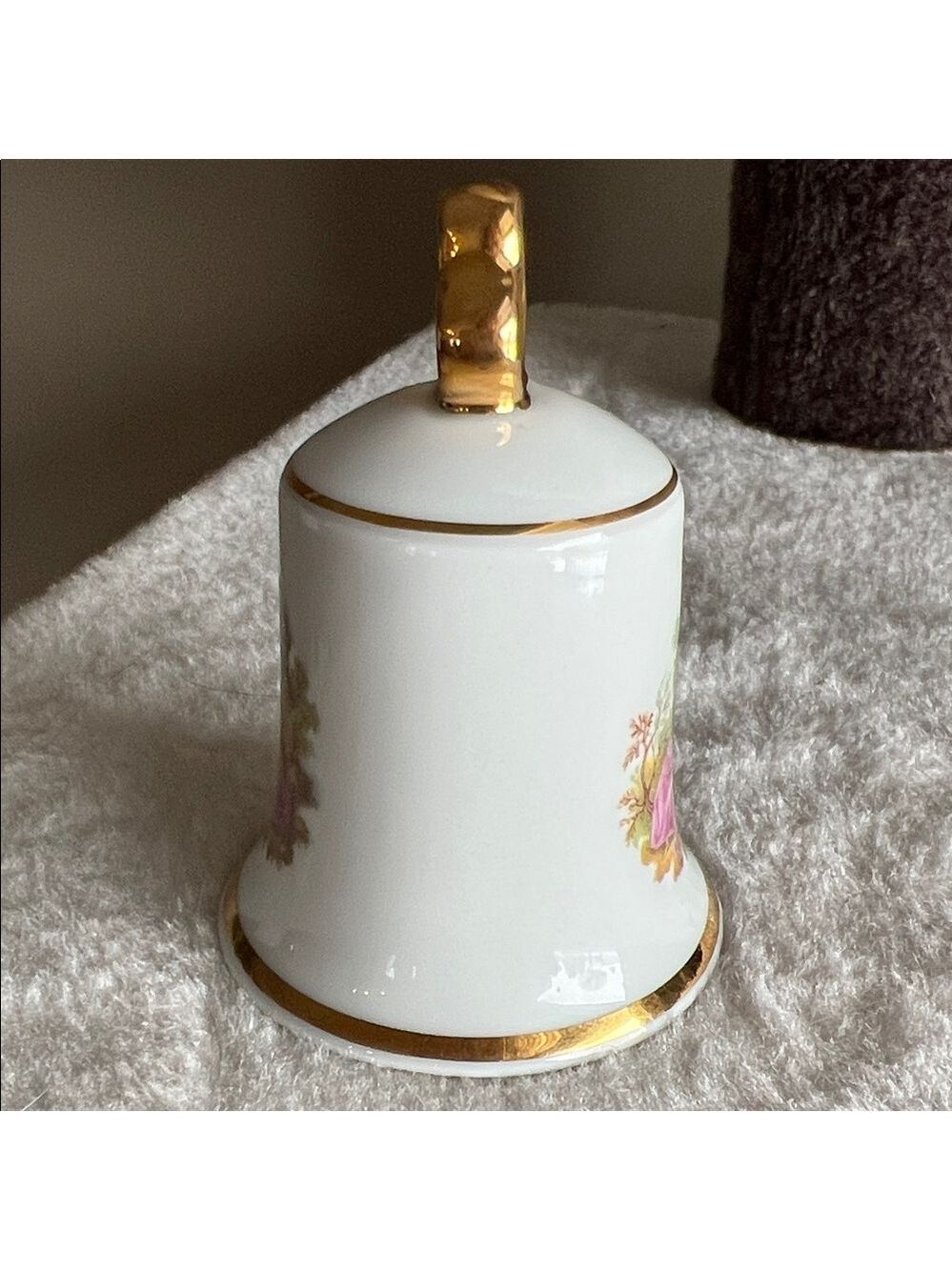 Maison Birks Vintage Limoges-style Porcelain Handbell with Gold Trim - Picture 6 of 13